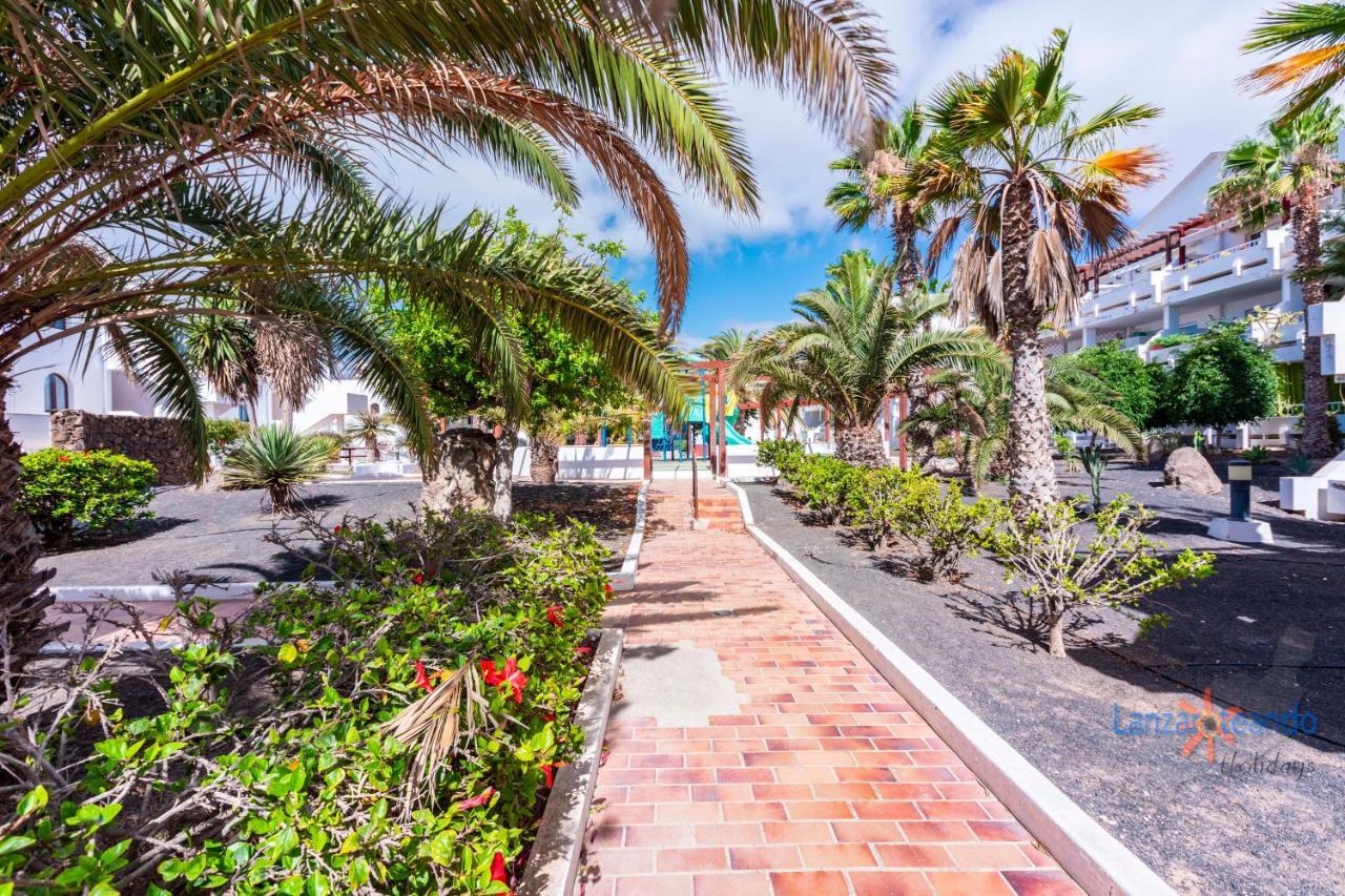 Vivienda Vacacional Rose Costa Teguise Eksteriør bilde